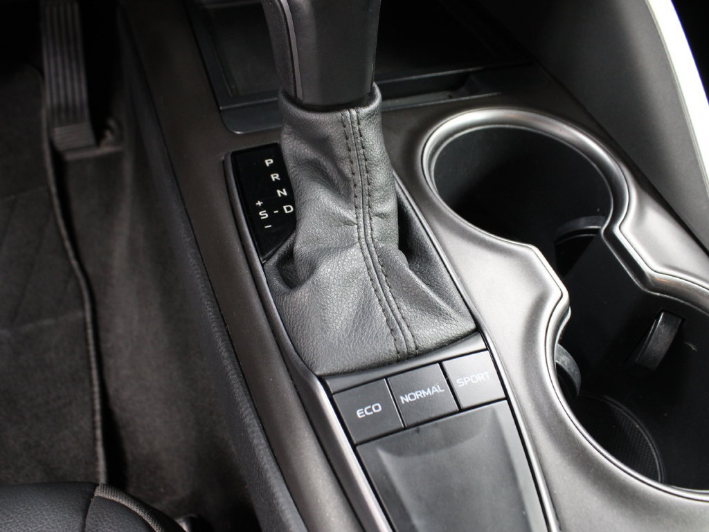 Used 2022 Toyota Camry SE FWD image 47