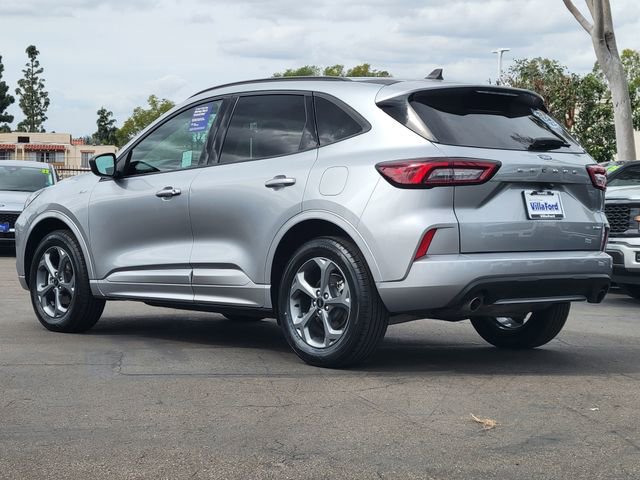 Certified 2024 Ford Escape ST-Line AWD/4WD image 2