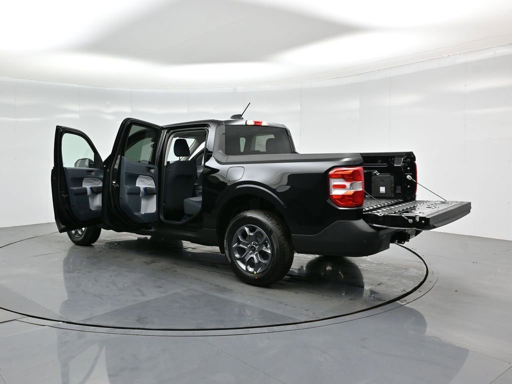 Used 2025 Ford Maverick XLT FWD image 32