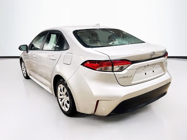 Used 2025 Toyota Corolla LE image 5