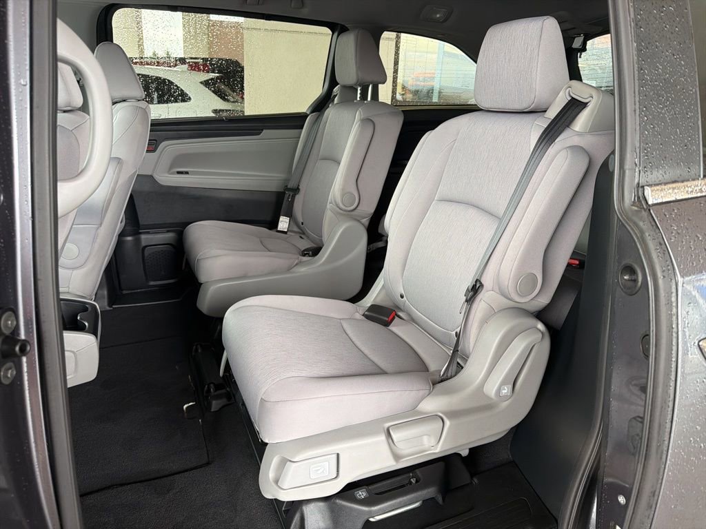 Used 2023 Honda Odyssey EX image 18