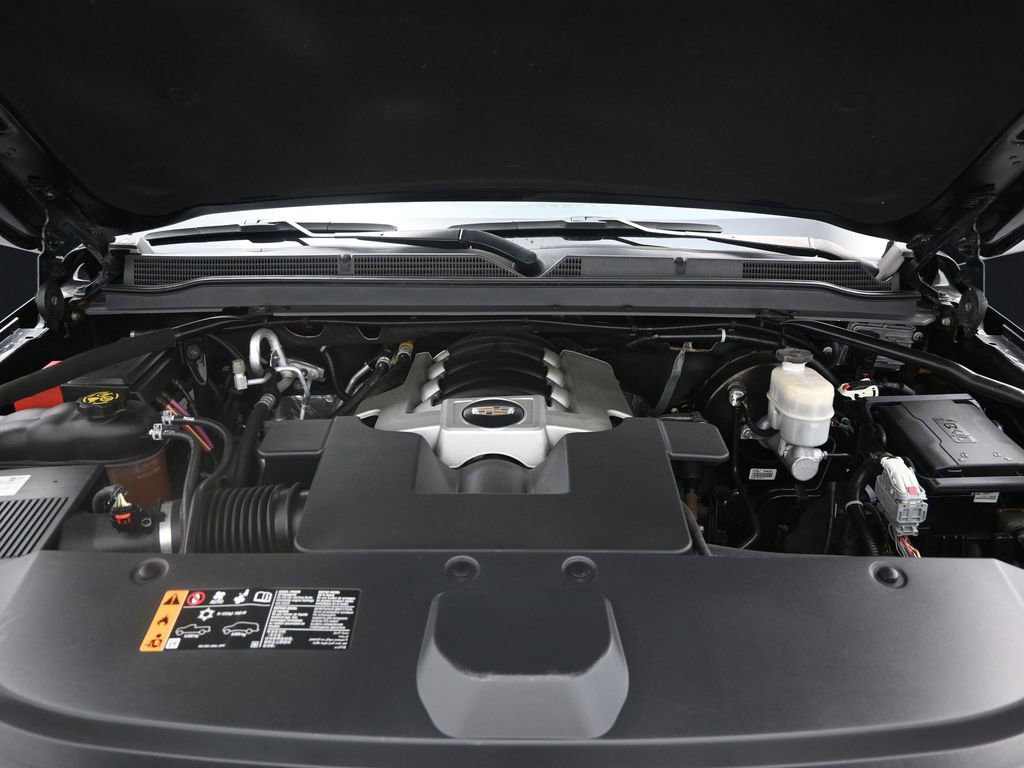 Used 2019 Cadillac Escalade ESV Premium Luxury image 14