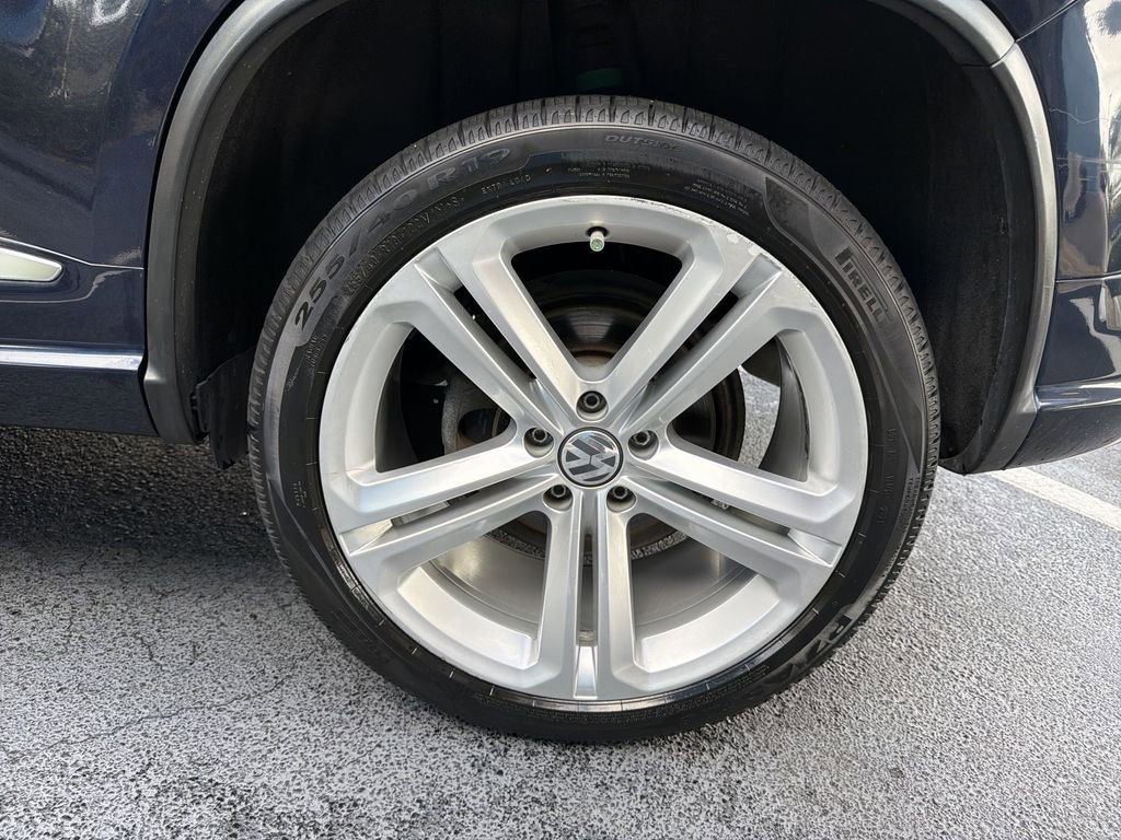 Used 2016 Volkswagen Tiguan R-Line image 29