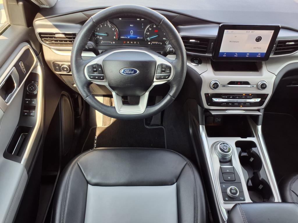 Certified 2023 Ford Explorer XLT w/ Equipment Group 202A image 6