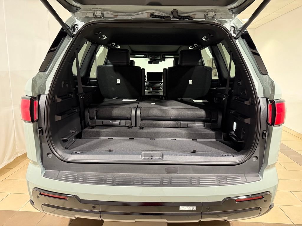 New 2026 Toyota Sequoia Platinum AWD/4WD image 12