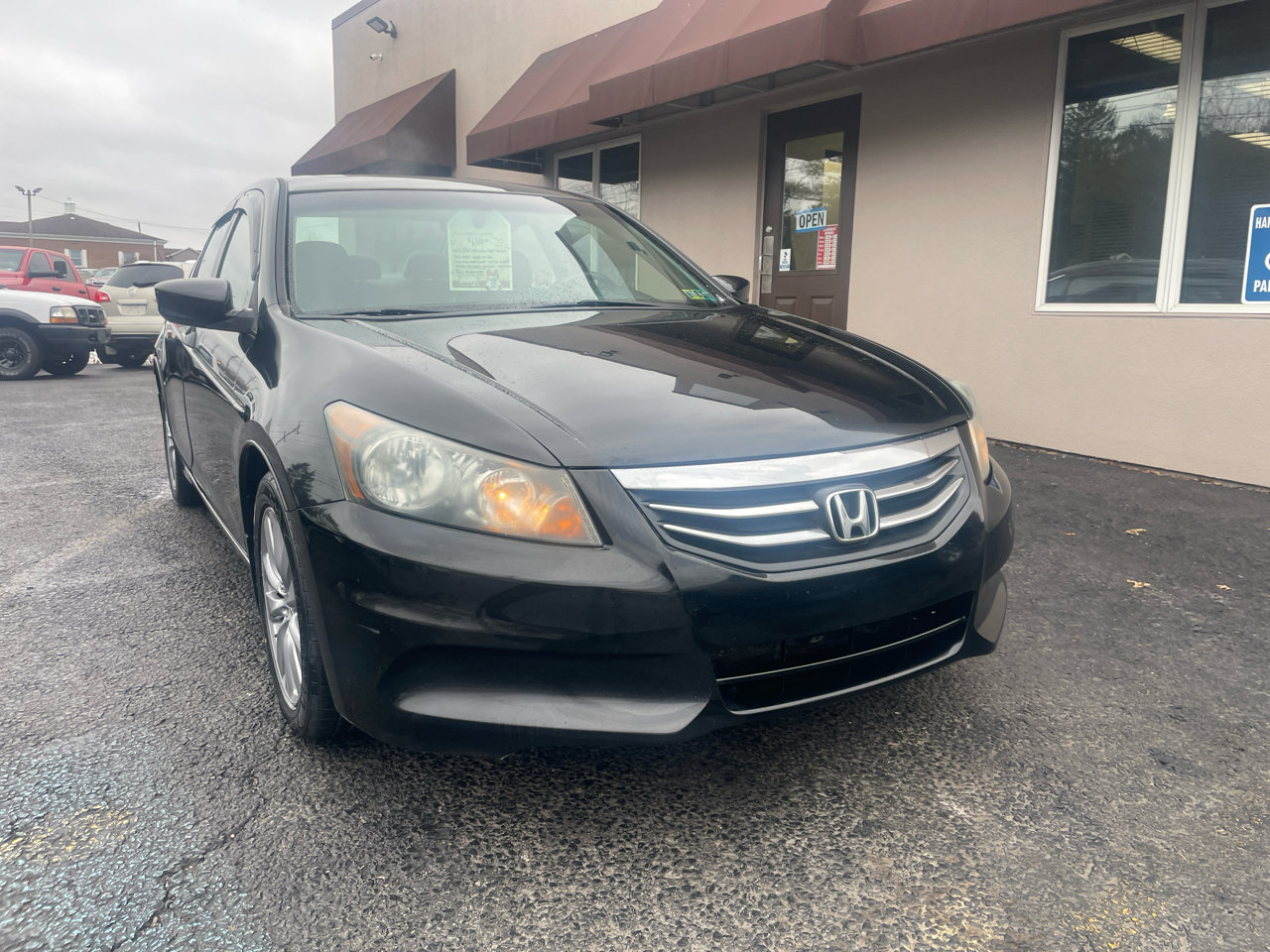 Used 2012 Honda Accord EX-L image 2