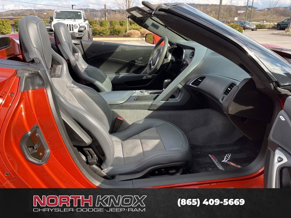 Used 2015 Chevrolet Corvette Z06 w/ 3LZ Preferred Equipment Group image 22