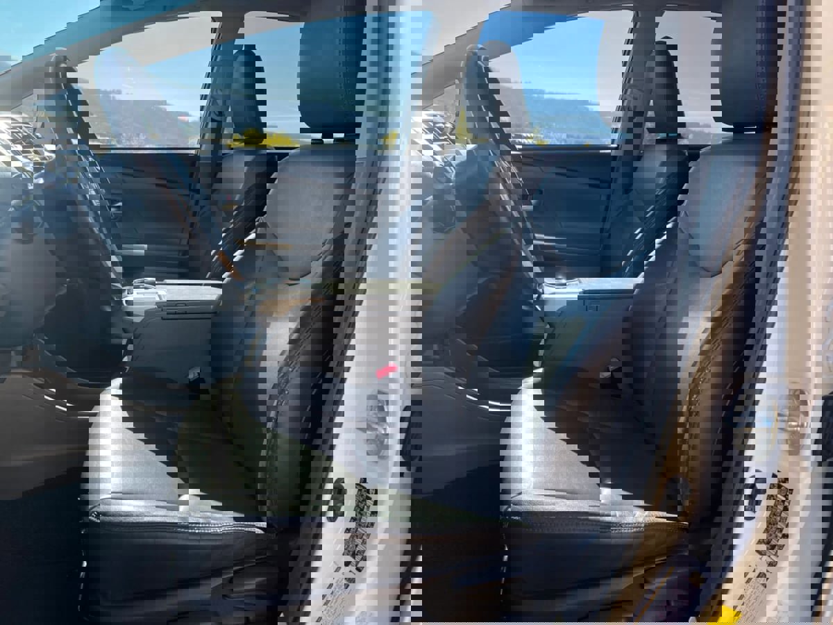 Used 2012 Toyota Prius V Five FWD image 15