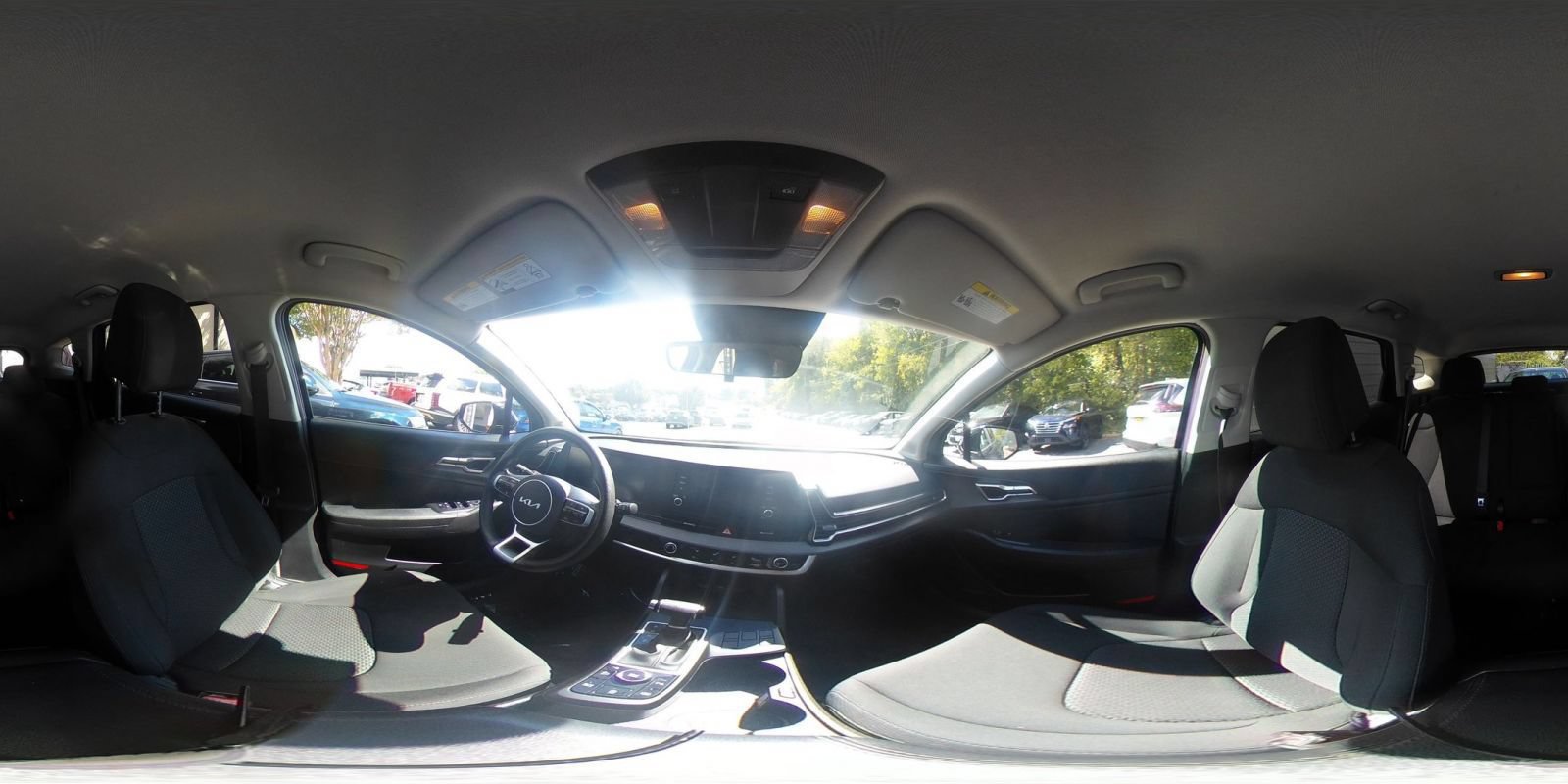 Used 2025 Kia Sportage LX FWD image 36