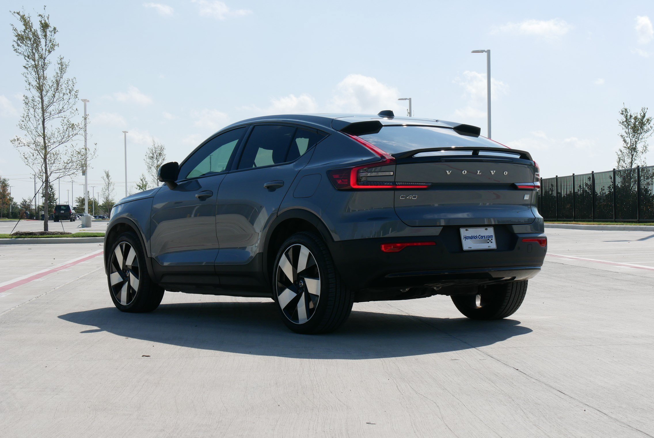 Used 2023 Volvo C40 P8 Recharge Ultimate AWD/4WD image 7