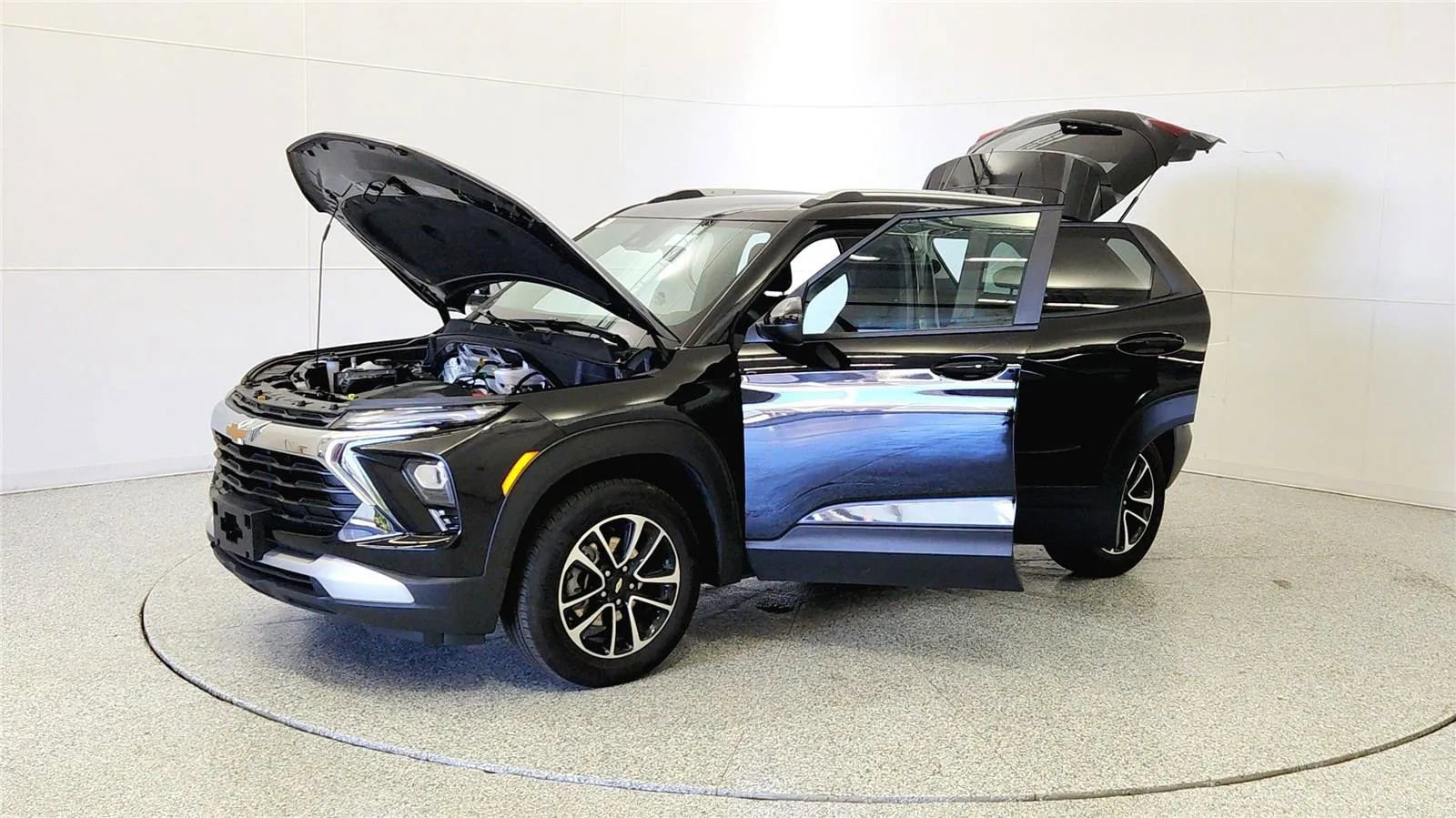 Used 2025 Chevrolet TrailBlazer LT image 10