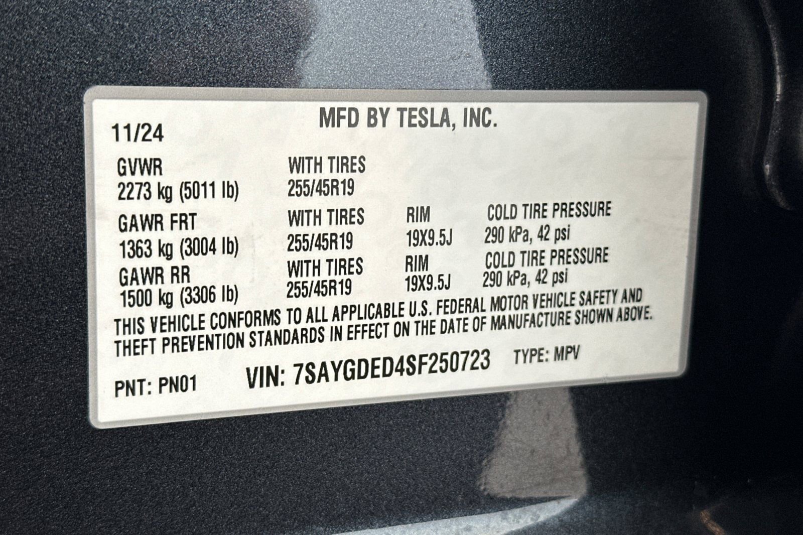 Used 2025 Tesla Model Y Long Range image 28