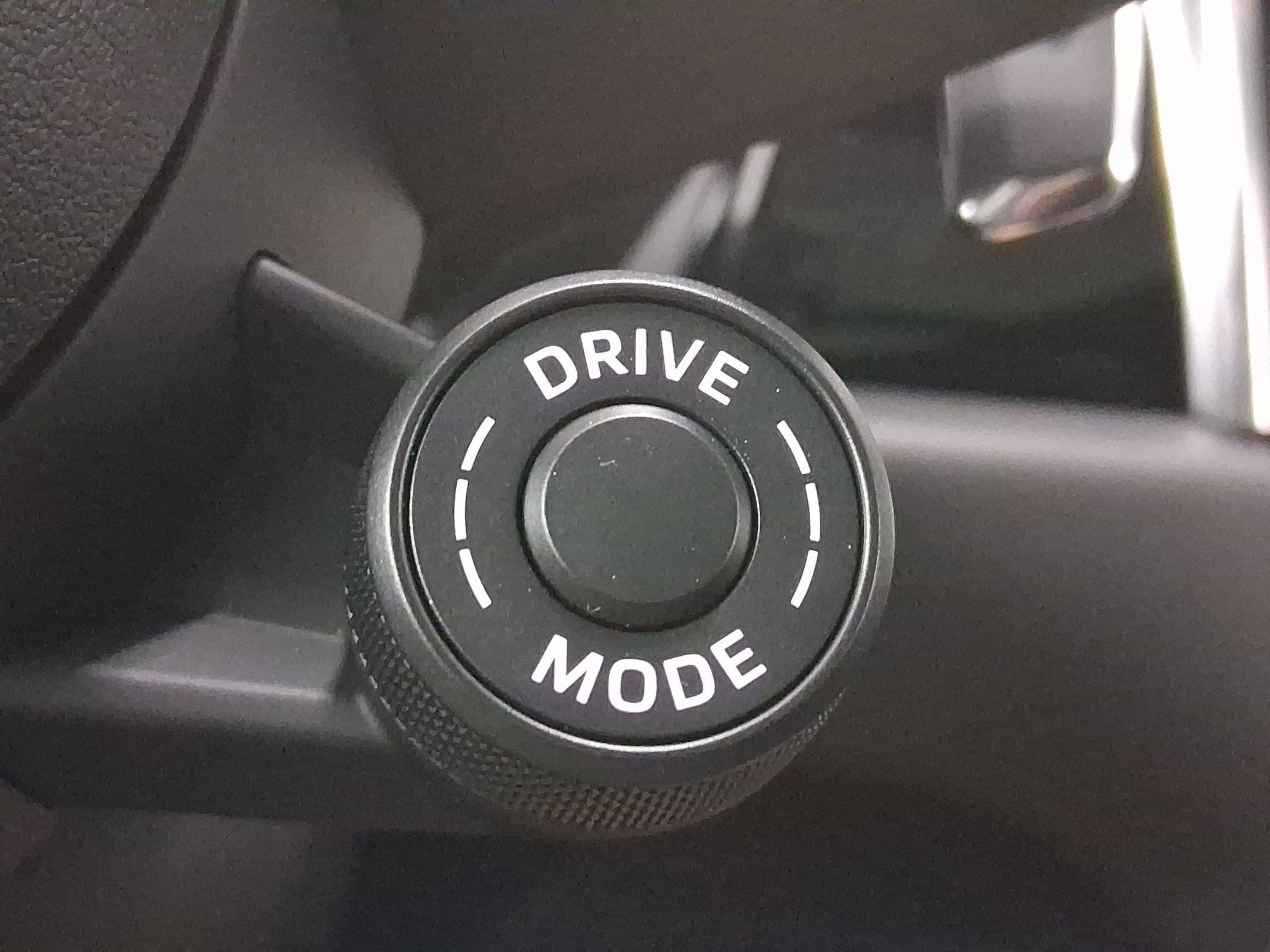 Used 2026 Porsche Macan image 23