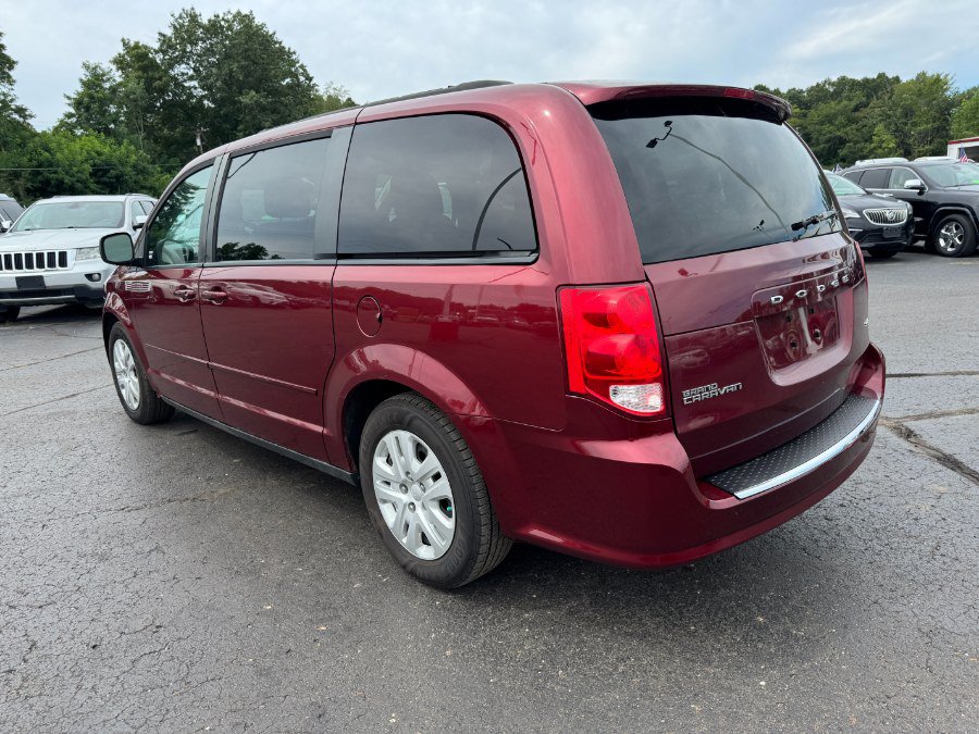 Used 2017 Dodge Grand Caravan SXT w/ Quick Order Package 29G SXT FWD image 3