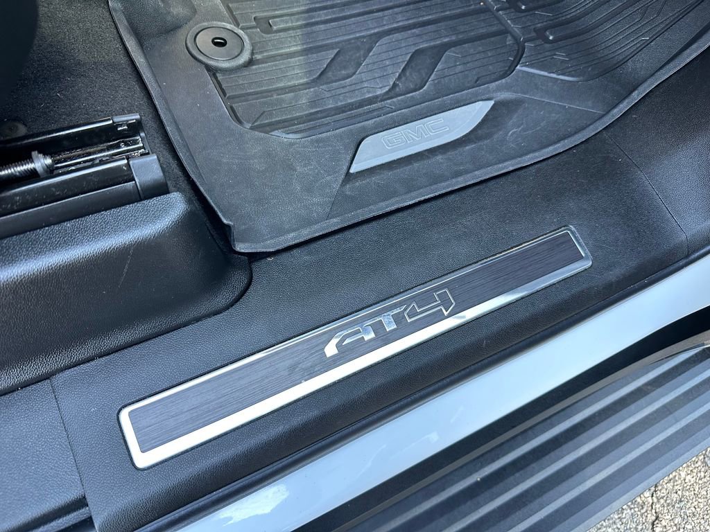 Used 2024 GMC Yukon AT4 w/ AT4 Premium Package image 41