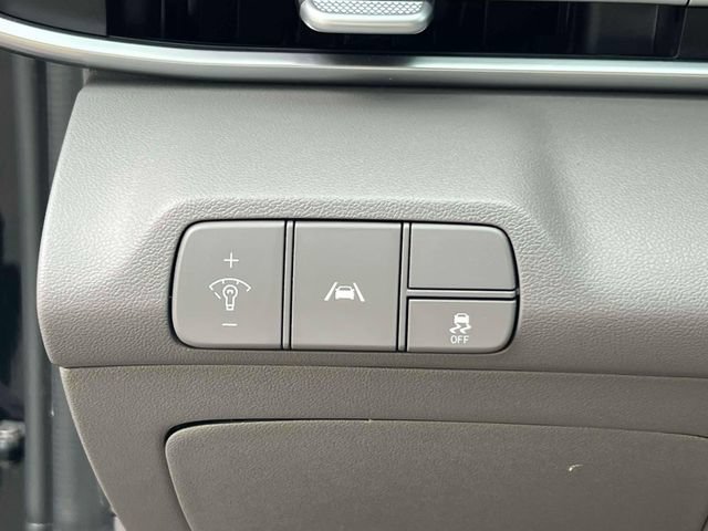 Used 2023 Hyundai Elantra SEL FWD image 19
