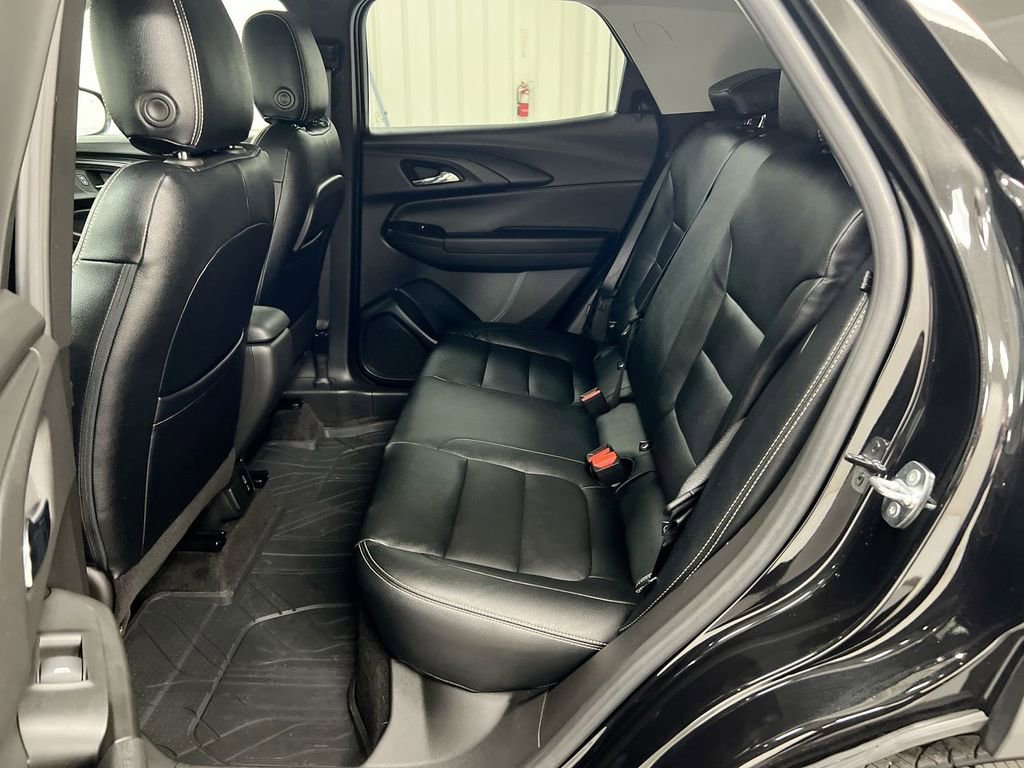 Used 2023 Chevrolet TrailBlazer LT w/ Convenience Package FWD image 22