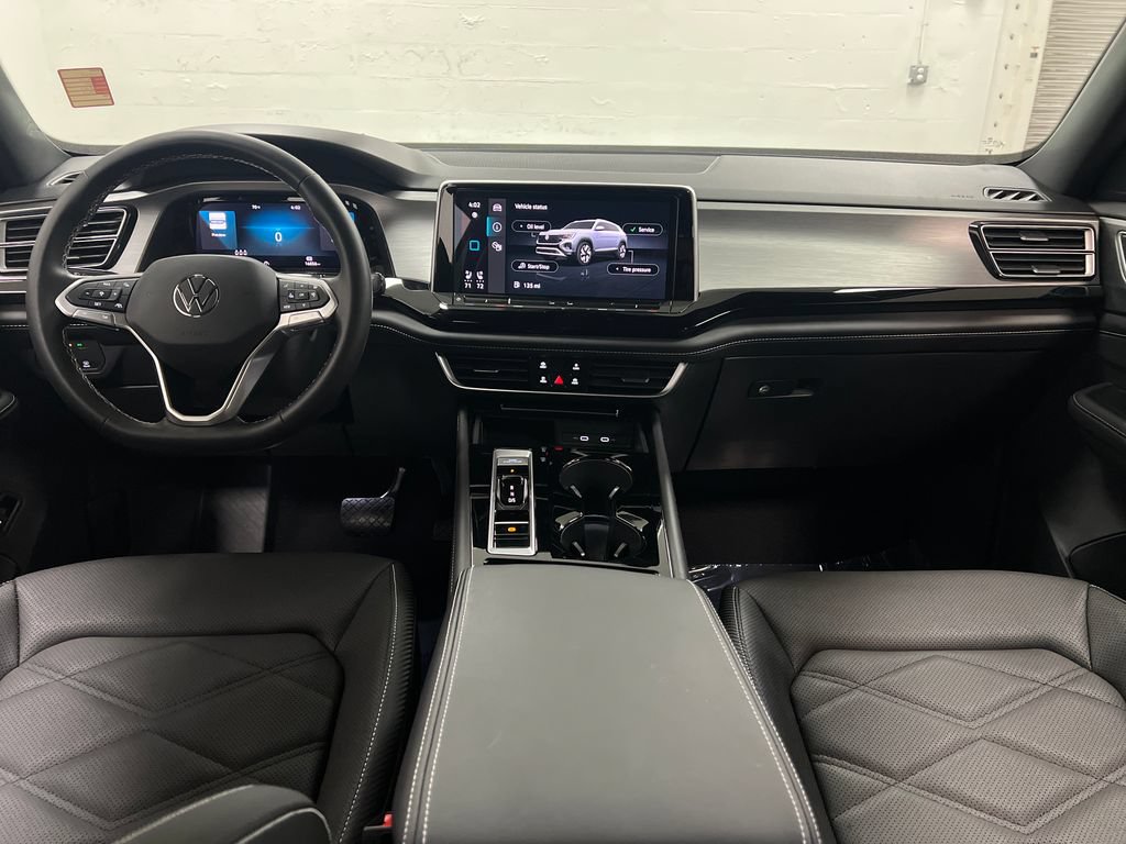 Used 2024 Volkswagen Atlas Cross Sport SE FWD image 15