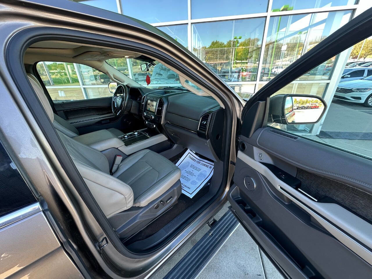 Used 2019 Ford Expedition Limited w/ Equipment Group 301A image 22