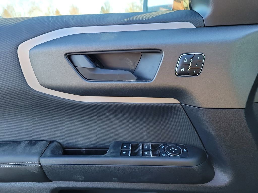 New 2025 Ford Bronco Sport Outer Banks image 18