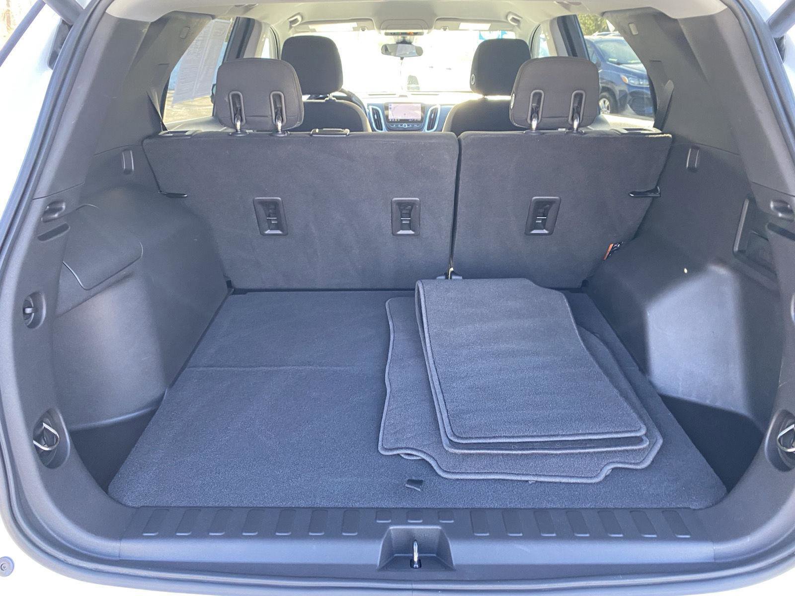 Used 2020 Chevrolet Equinox LT image 11