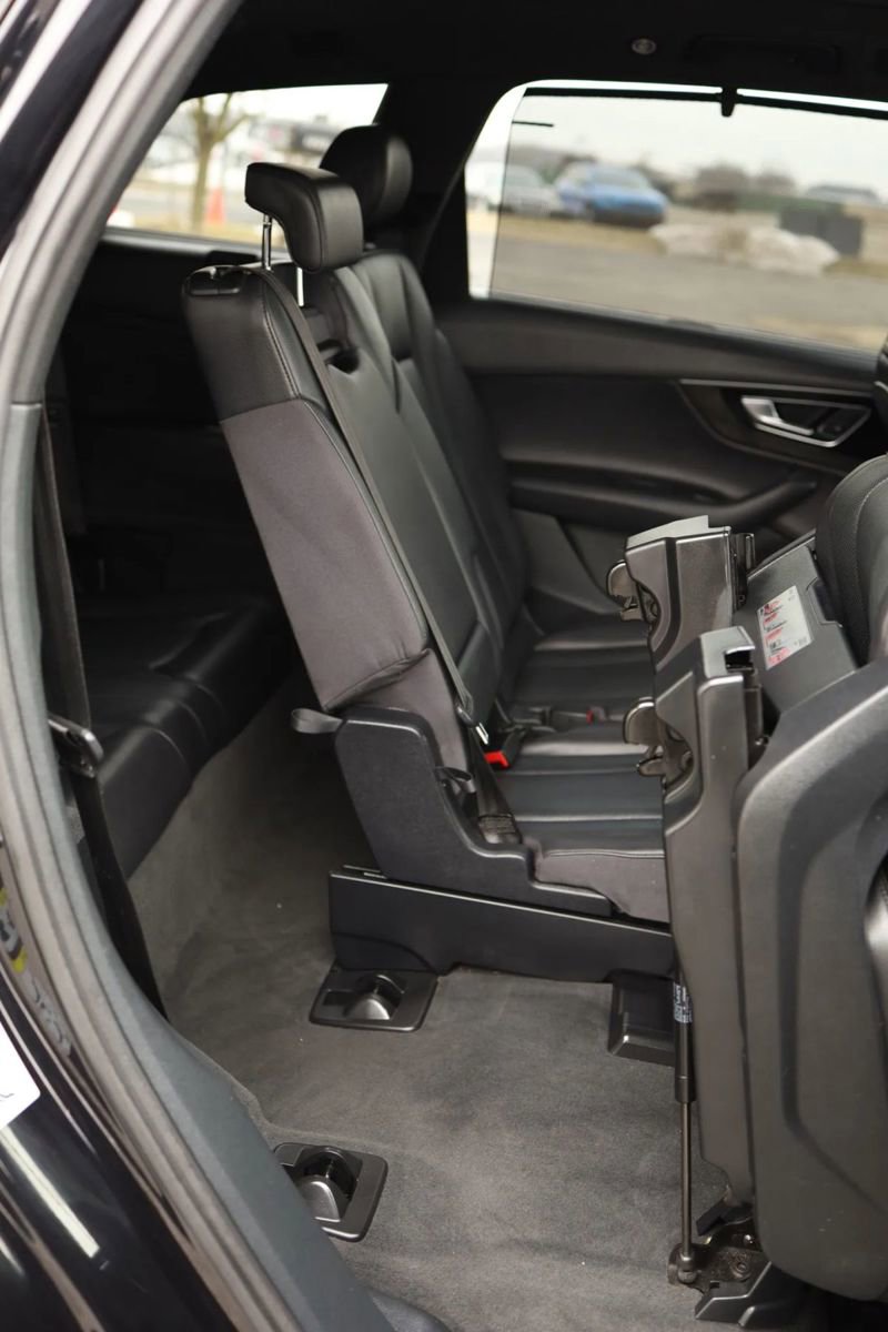 Used 2017 Audi Q7 3.0T Premium Plus w/ Premium Plus Package image 53