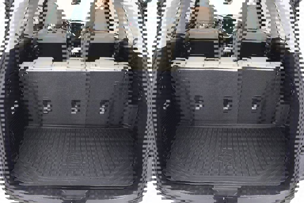 Used 2024 Subaru Ascent Limited image 27