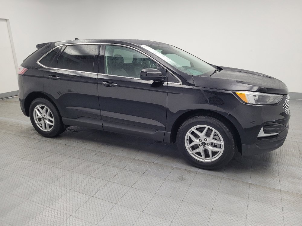 Used 2024 Ford Edge SEL image 11