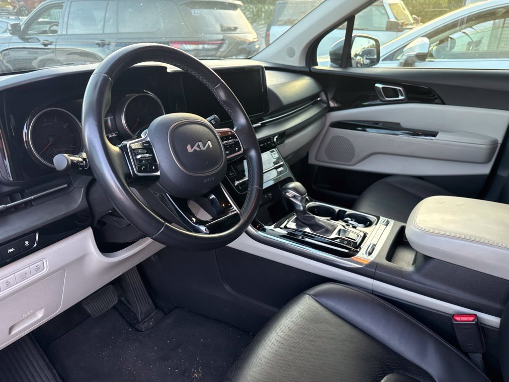 Used 2022 Kia Carnival SX FWD image 10