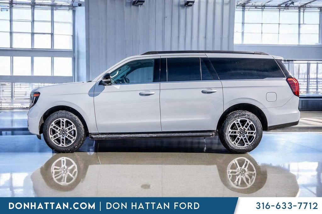 New 2026 Ford Expedition Max Active AWD/4WD image 2