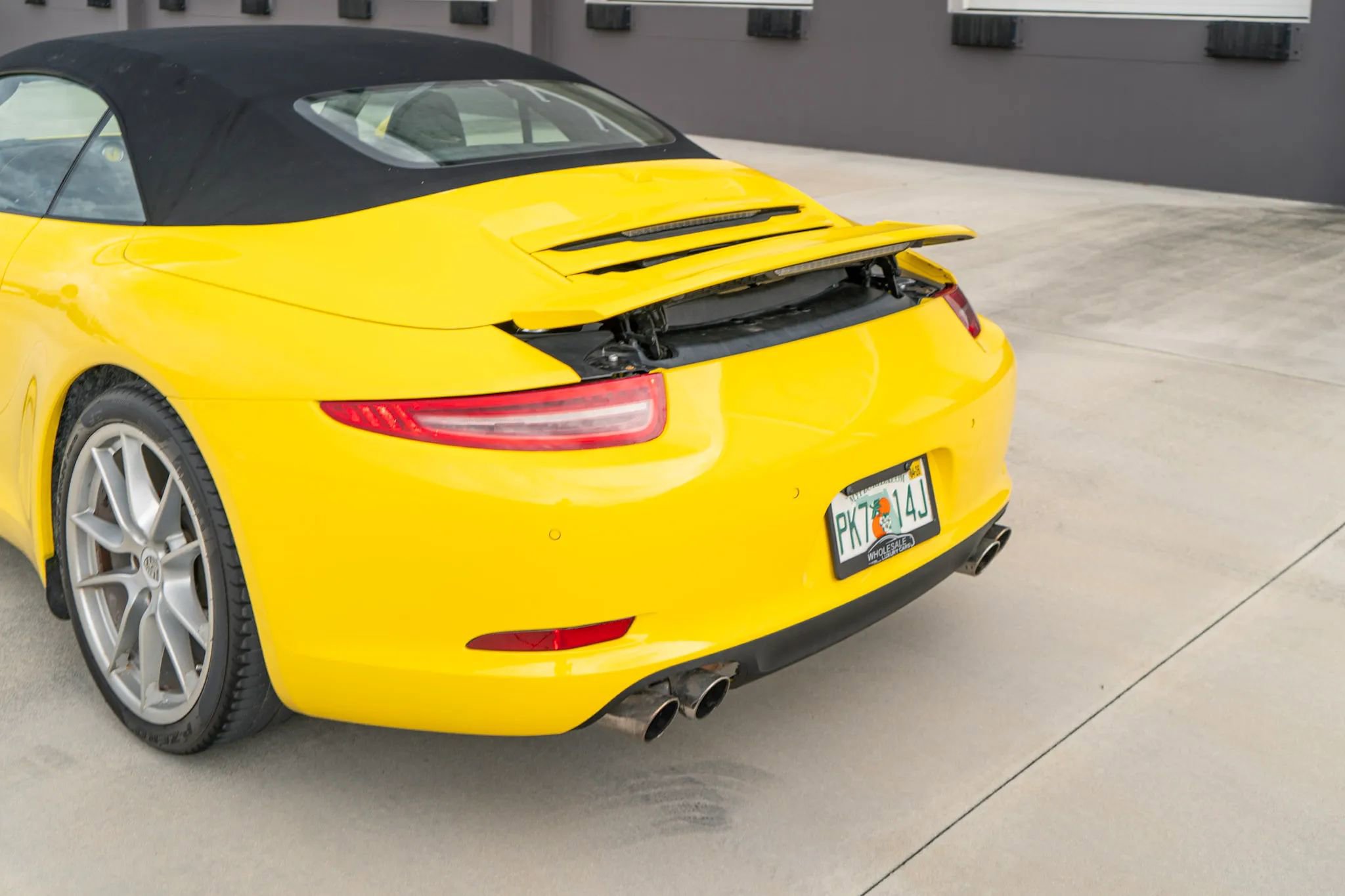 Used 2015 Porsche 911 Carrera S image 32