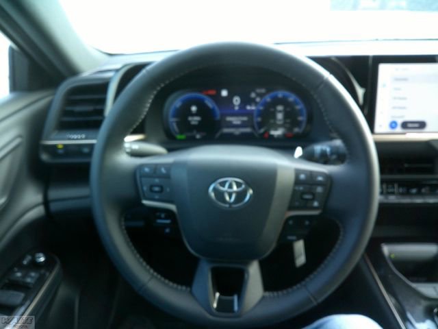 New 2026 Toyota Crown XLE image 9