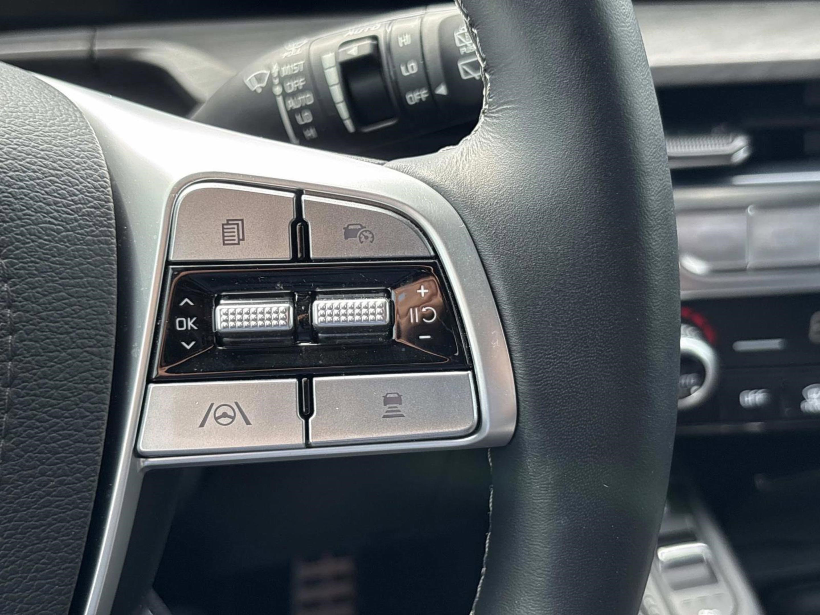 Used 2025 Kia Telluride SX Prestige X-Line image 32