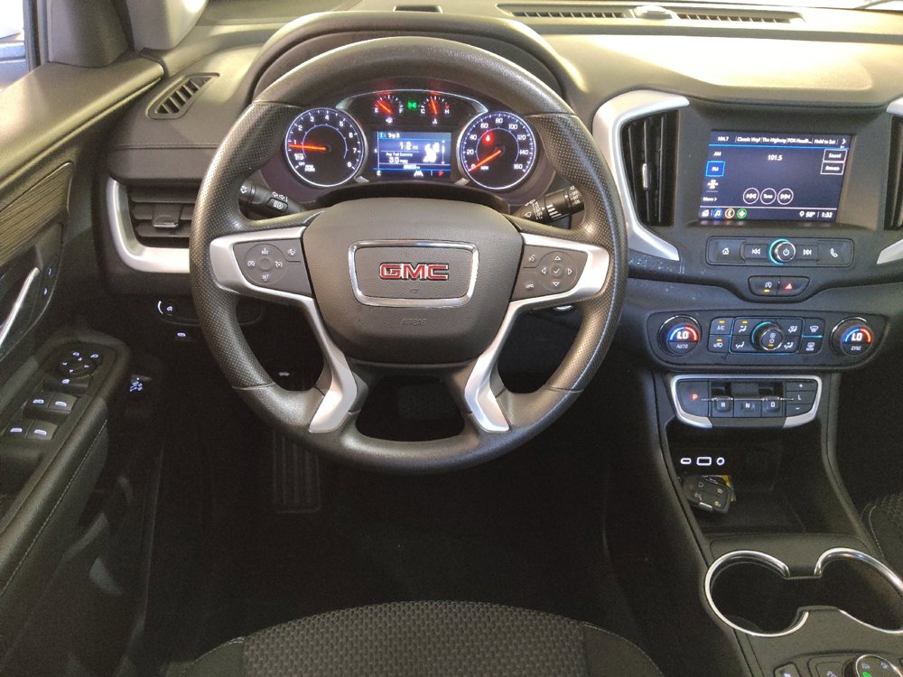 Used 2024 GMC Terrain SLE w/ Driver Convenience Package image 22
