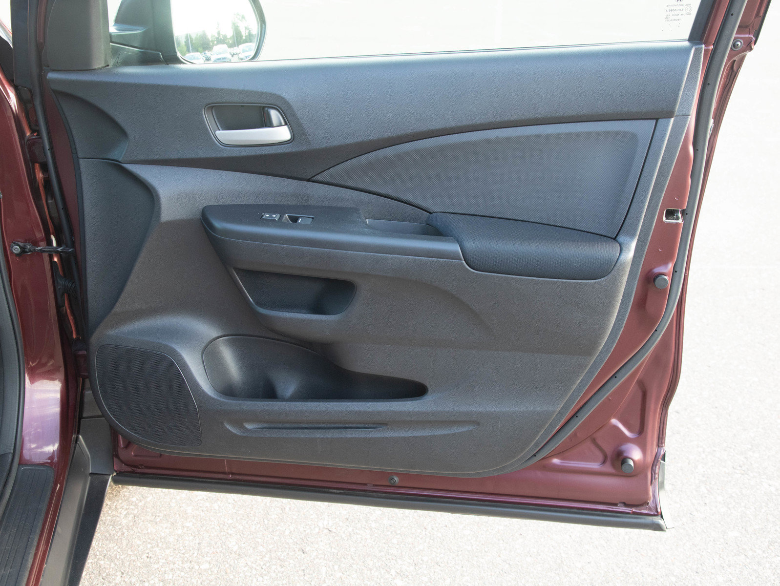 Used 2015 Honda CR-V LX image 9