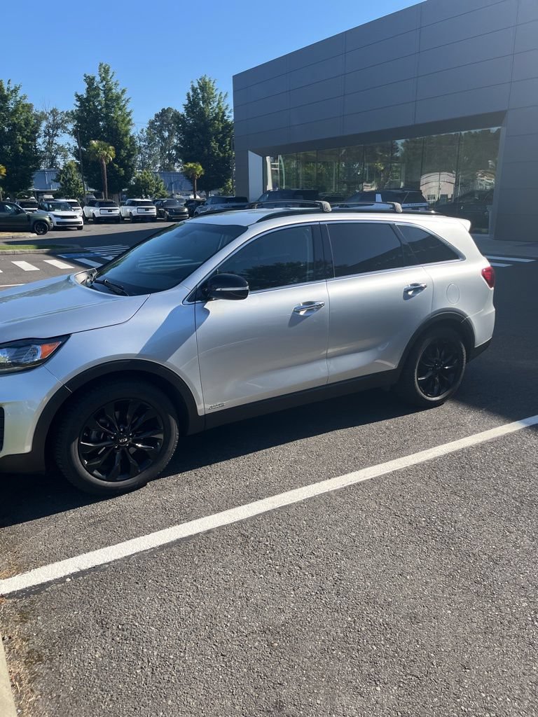 Used 2020 Kia Sorento S AWD/4WD image 1