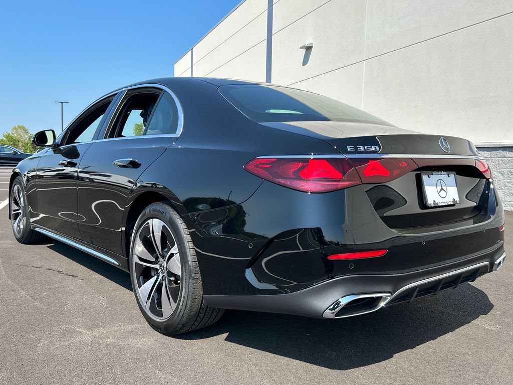 New 2026 Mercedes-Benz E 350 4MATIC Sedan image 5