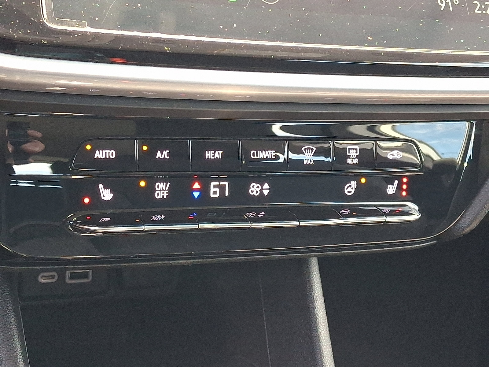 Used 2023 Chevrolet Bolt LT FWD image 17