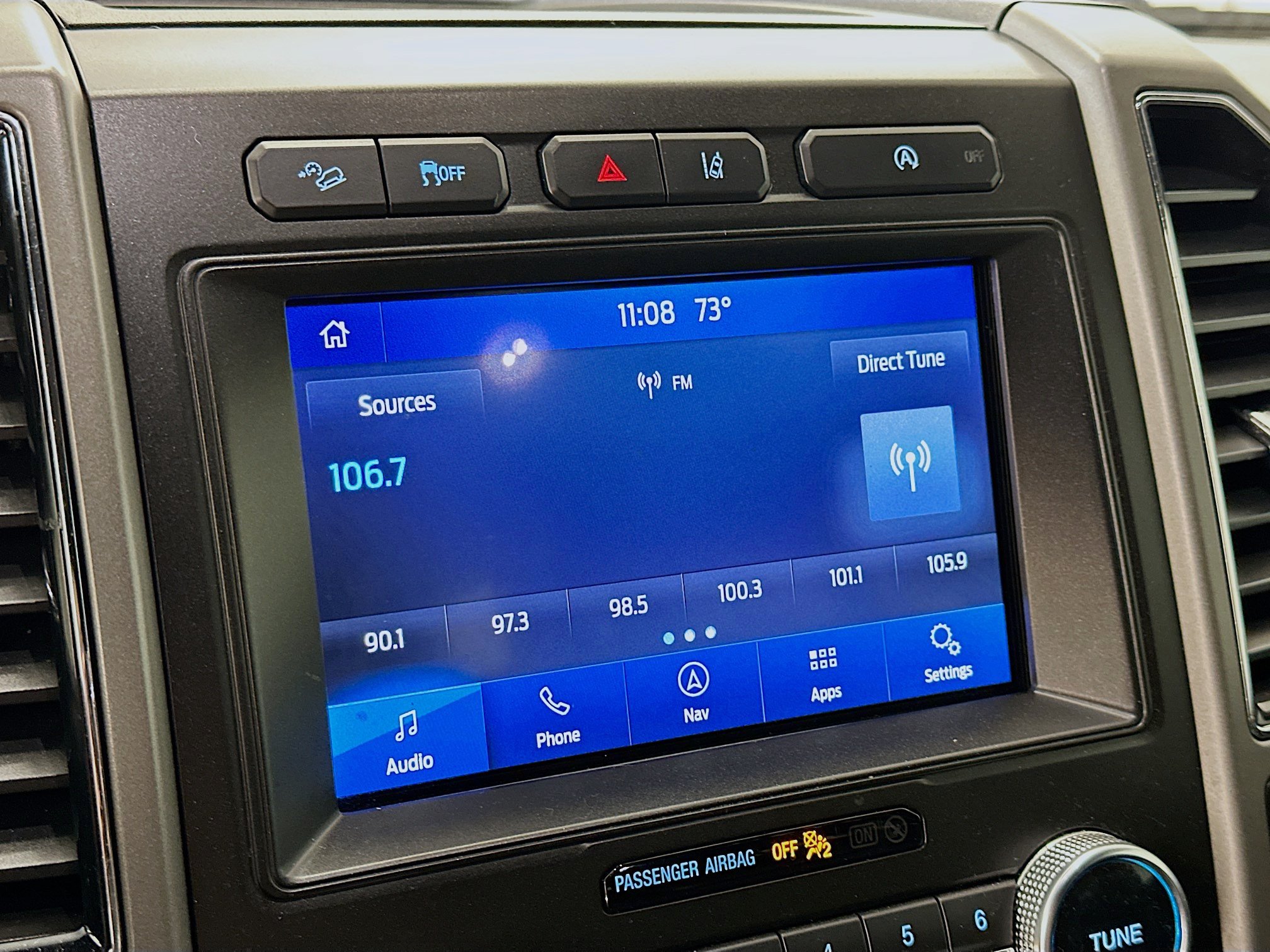 Used 2020 Ford Expedition XLT w/ Equipment Group 202A AWD/4WD image 21