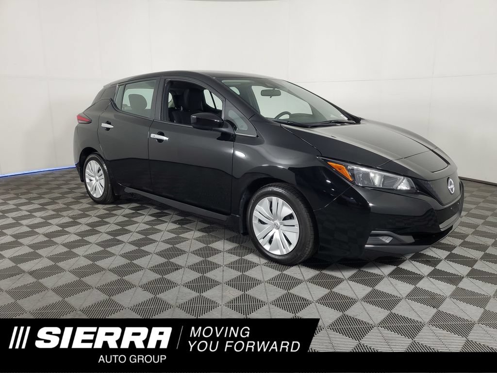 Used 2025 Nissan Leaf S FWD image 1