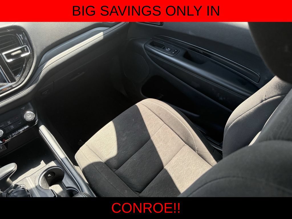 Used 2022 Dodge Durango SXT w/ Blacktop Package RWD image 27