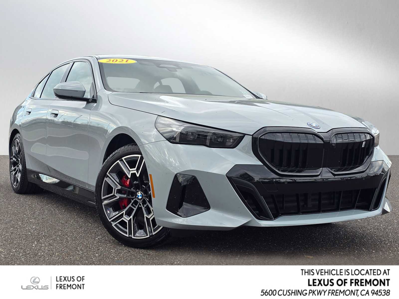 Used 2026 BMW i5 eDrive40 w/ M Sport Package image 1