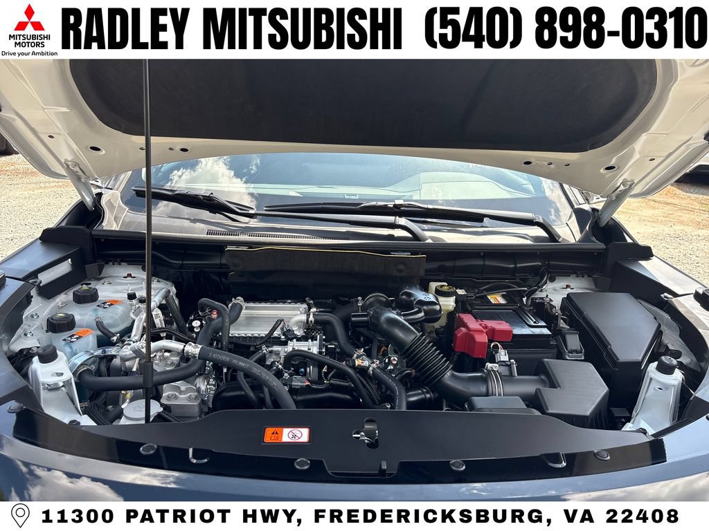 New 2026 Mitsubishi Outlander LE AWD/4WD image 15