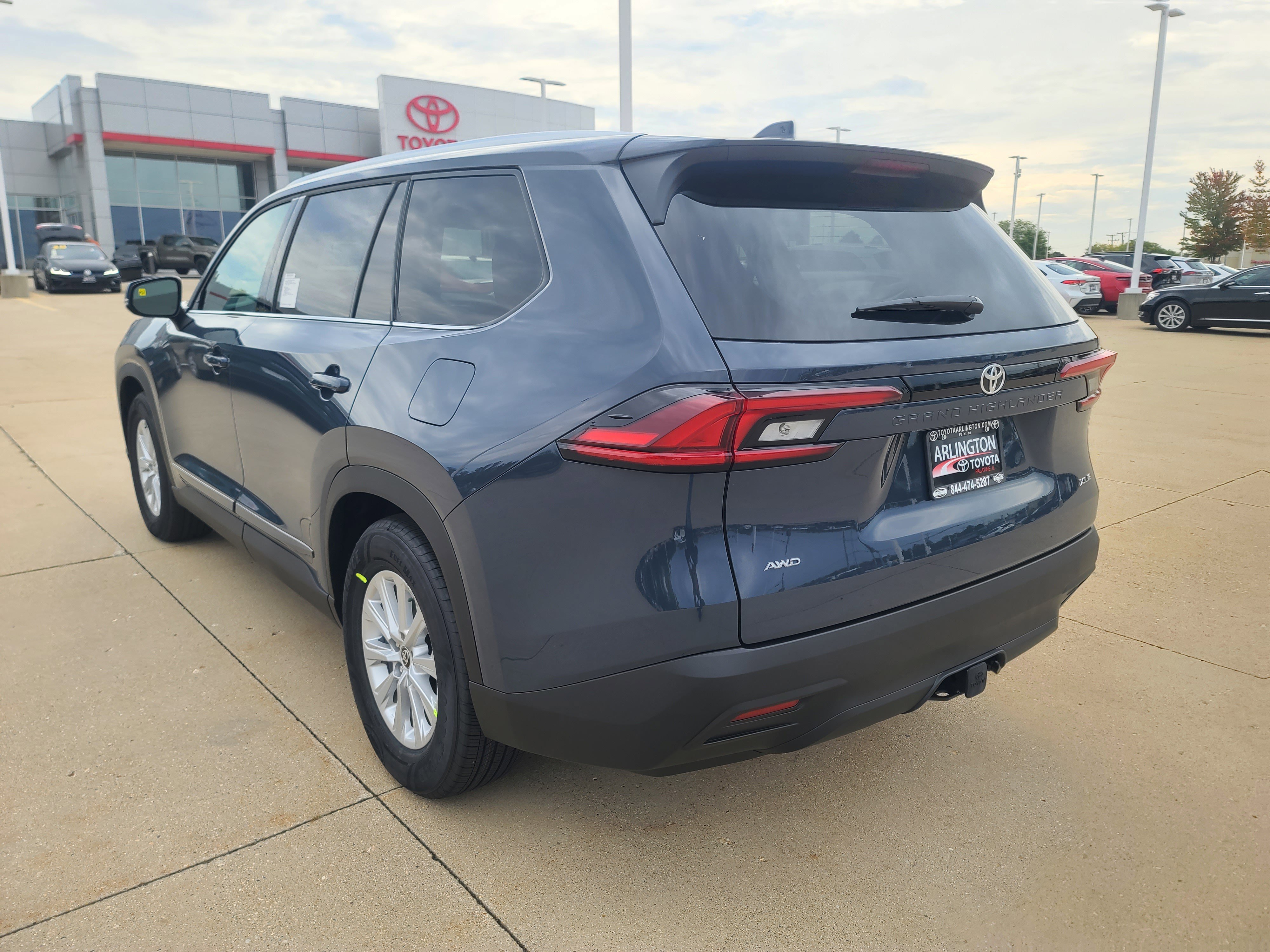 New 2026 Toyota Grand Highlander XLE image 6