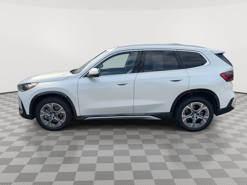 Used 2025 BMW X1 xDrive28i AWD/4WD image 5
