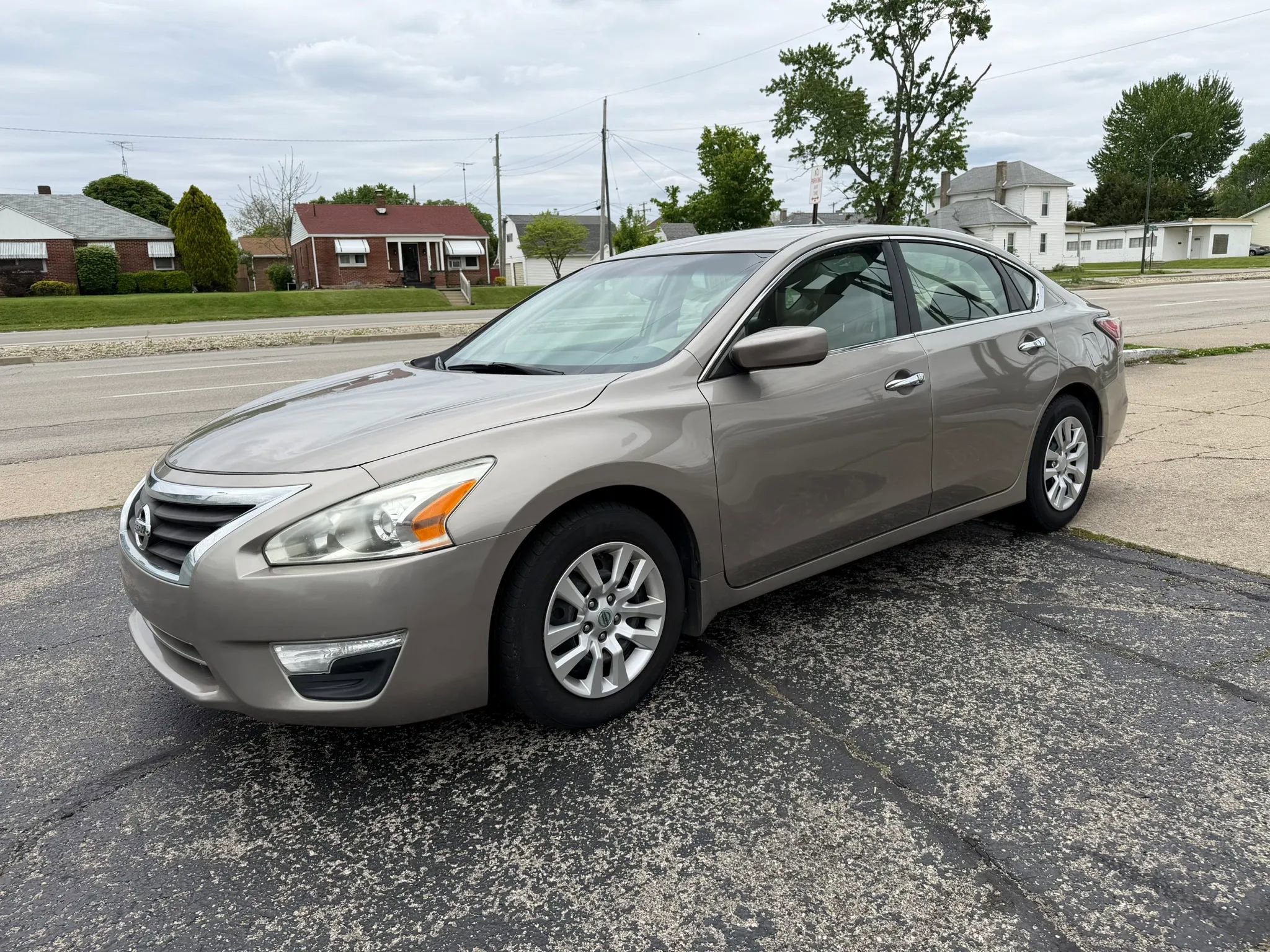 Used 2014 Nissan Altima 2.5 S w/ Display Audio Package FWD image 6