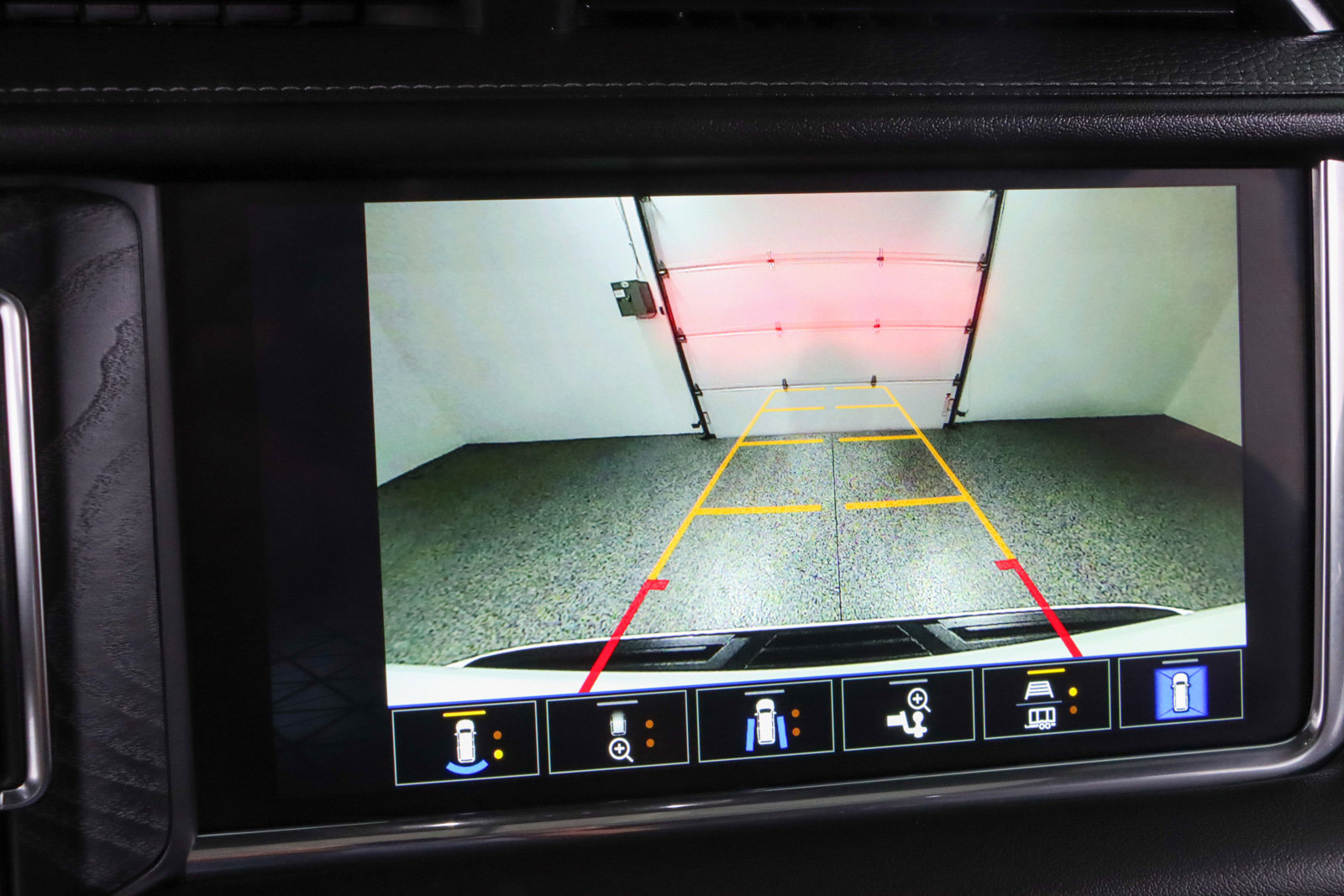 Used 2023 GMC Yukon Denali AWD/4WD image 20