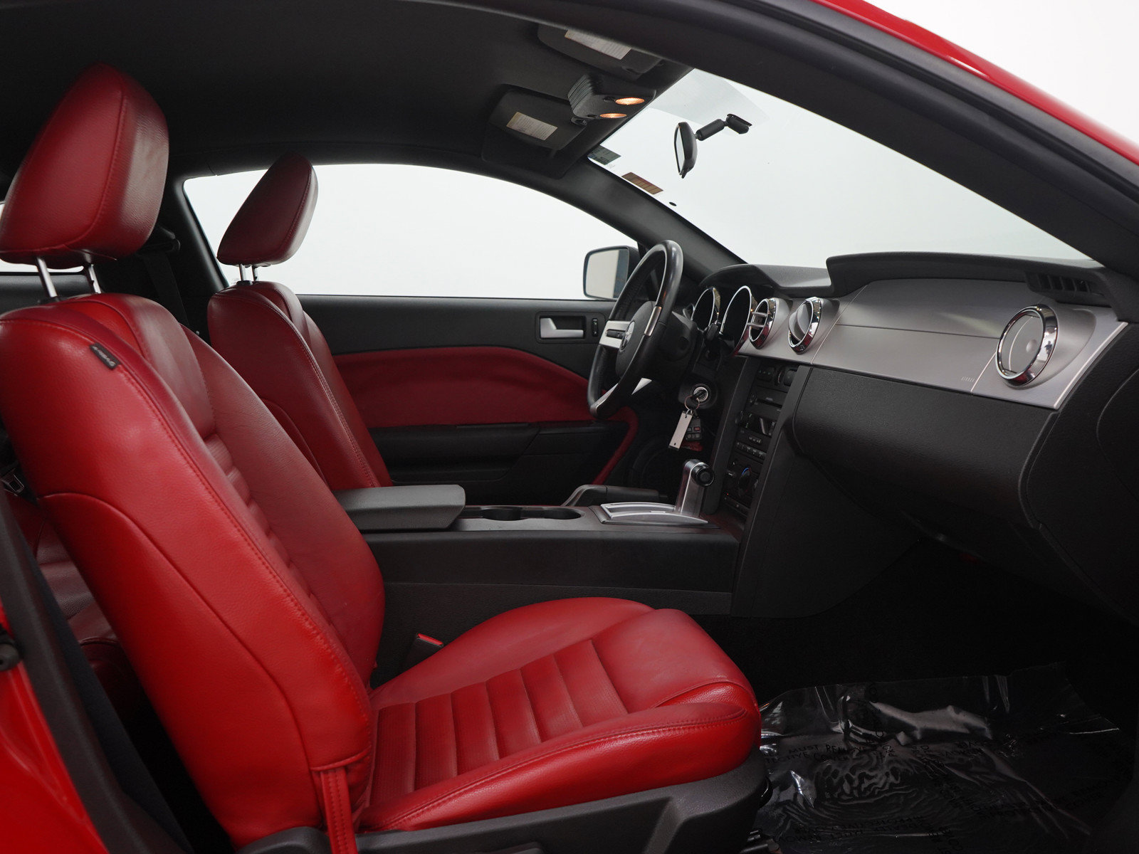 Used 2006 Ford Mustang GT Premium RWD image 11