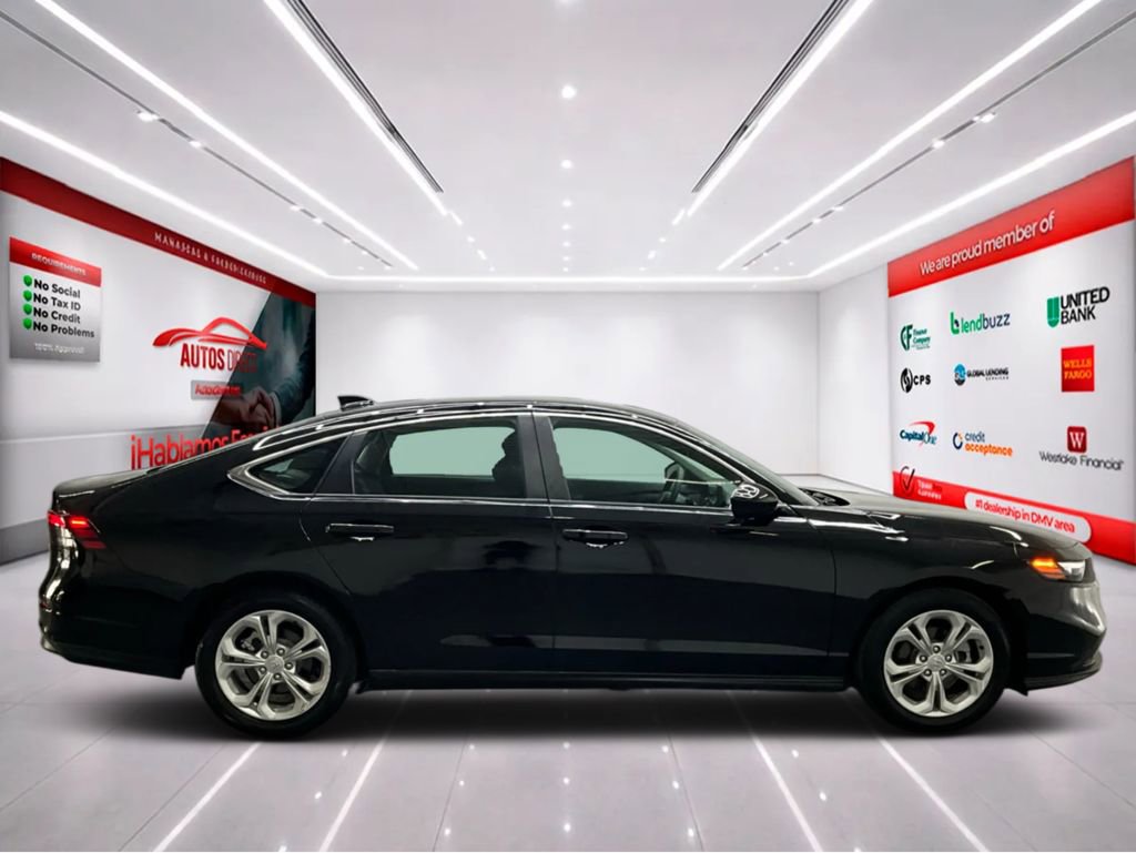 Used 2025 Honda Accord LX image 9