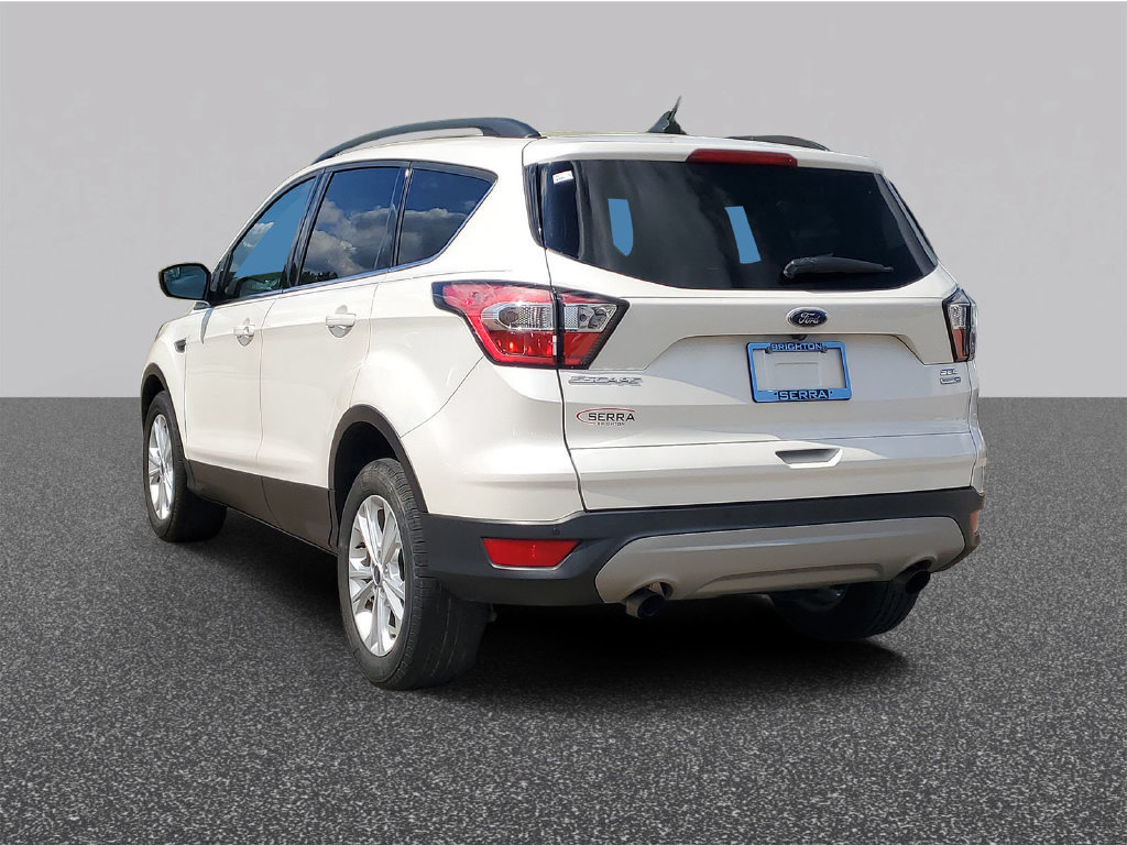 Used 2018 Ford Escape SEL AWD/4WD image 2